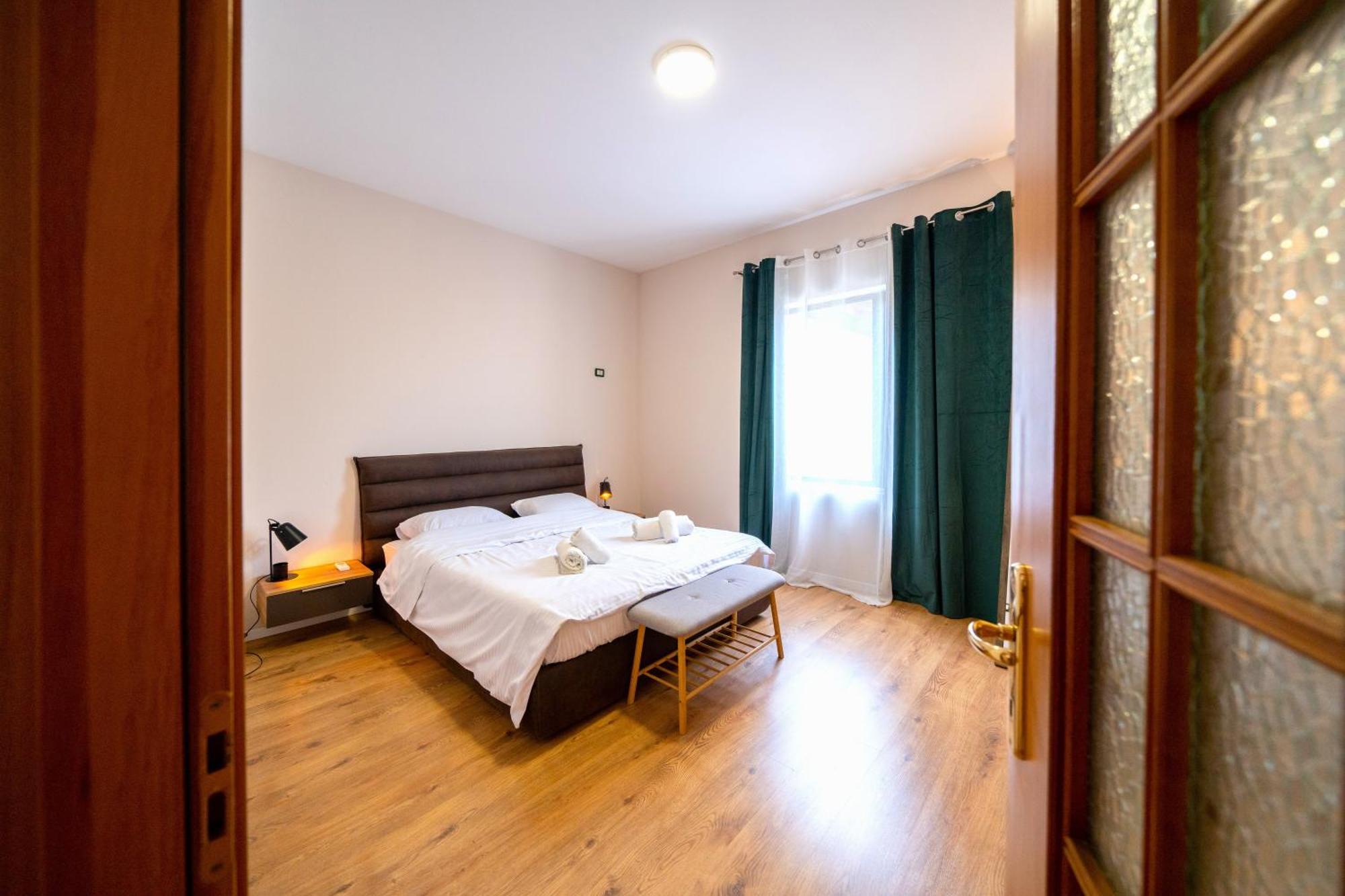 Colorful Comfy Condo Central Tirana Extérieur photo