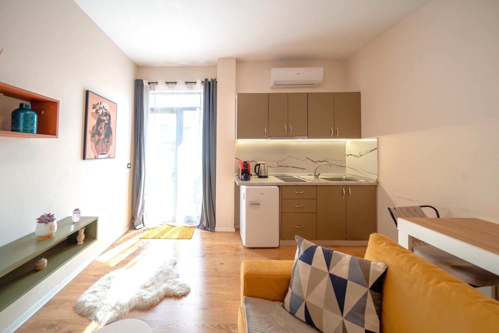 Colorful Comfy Condo Central Tirana Extérieur photo
